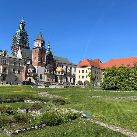 Charm & Comfort Renovated Gem In Old Town Sarego Apt B Krakow Dış mekan fotoğraf